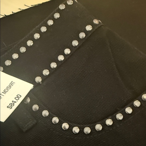 Moon River High Rise Black Studded Jeans - Picture 5 of 10